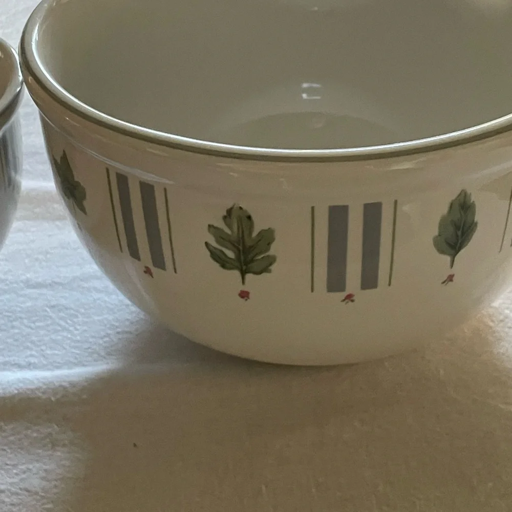 Damon Wood Genuine Stoneware made by WSP Bowl Set